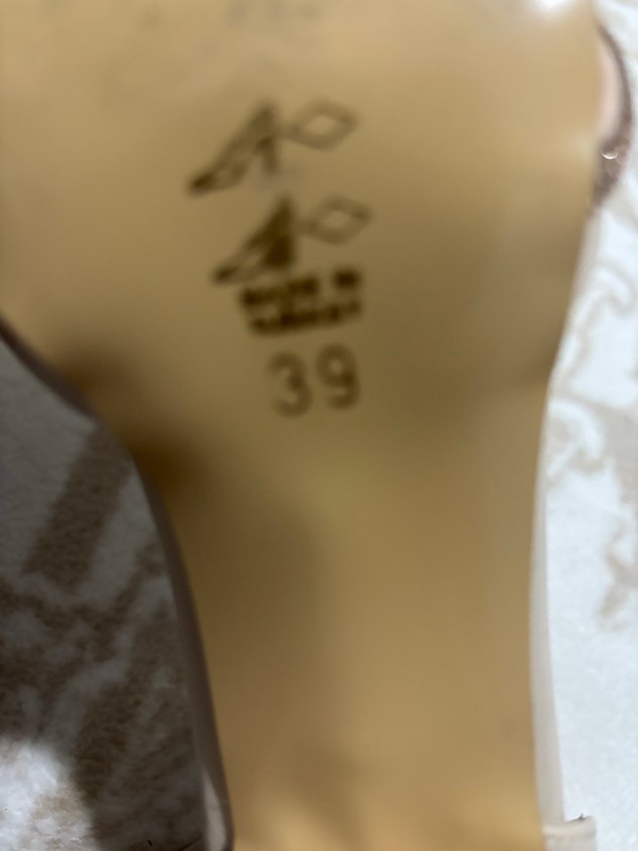 Bej Kemerli İnce Topuklu Kadın Ayakkabı - Görsel 2