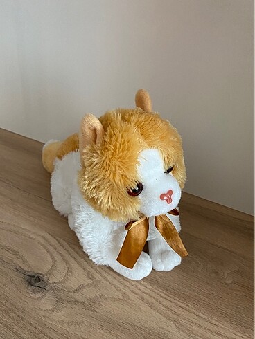 2 peluş oyuncak kedi sesli