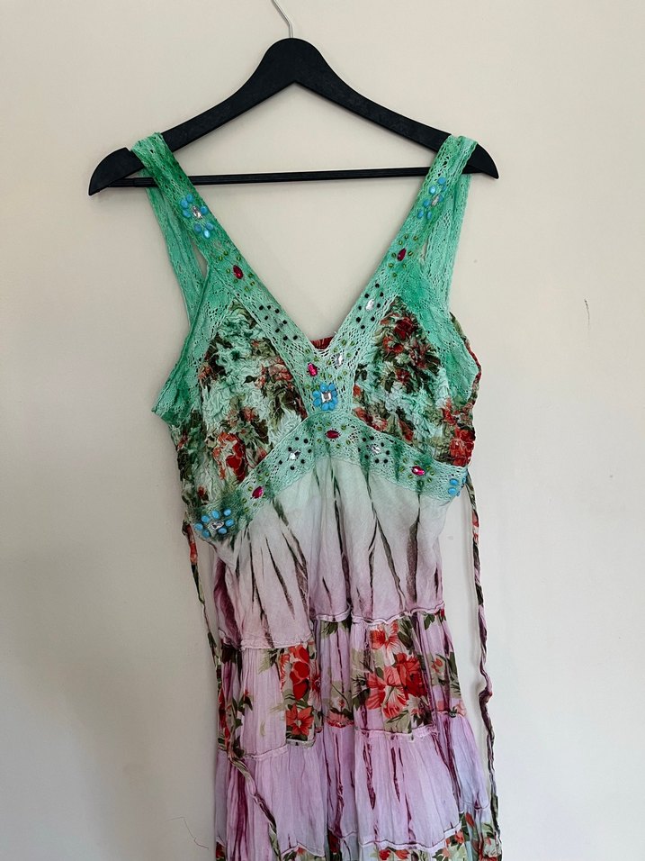 Romantik Çiçekli pul Payet işlemeli  V Yaka Elbise — görsel 6/10