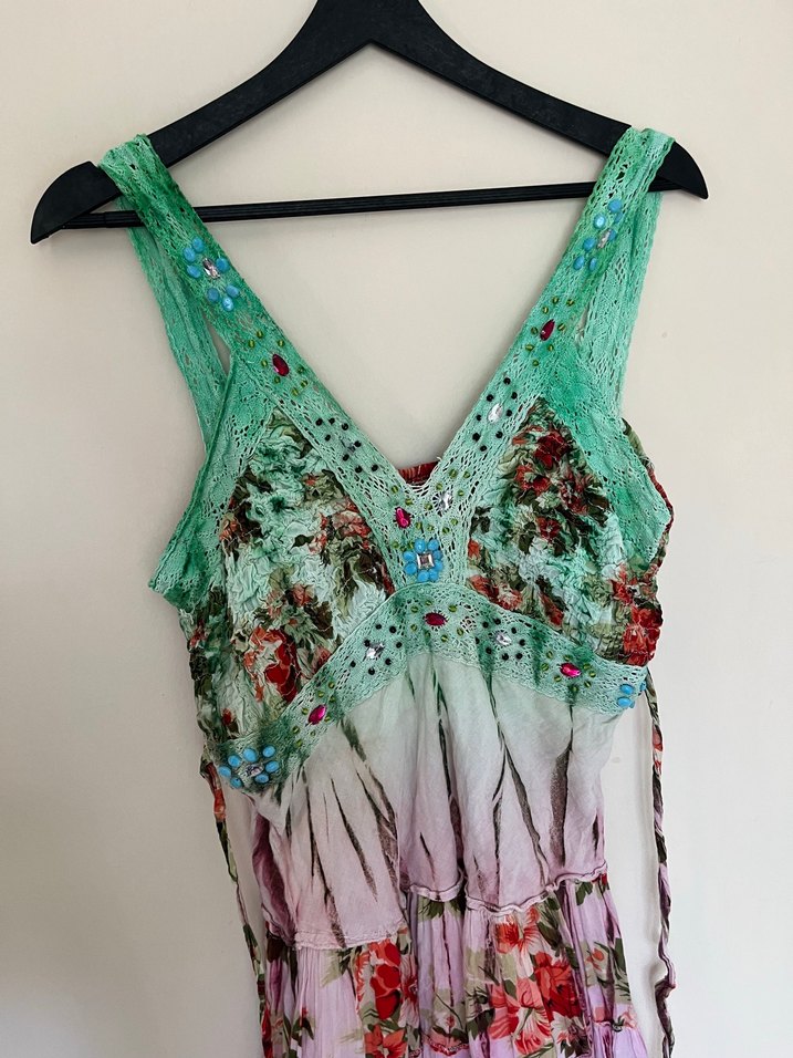 Romantik Çiçekli pul Payet işlemeli  V Yaka Elbise — görsel 5/10