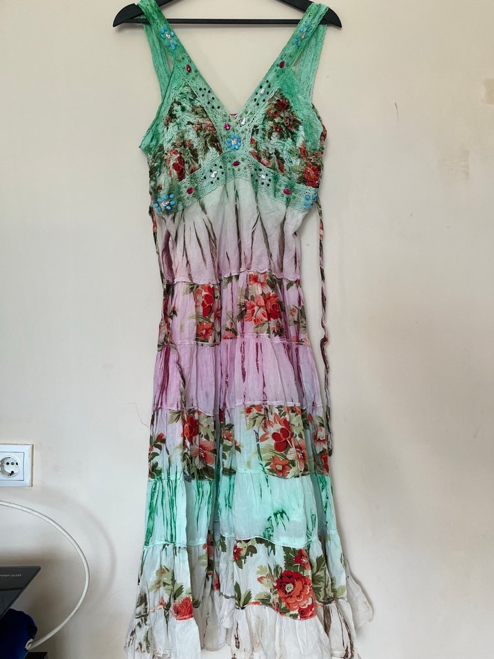 Romantik Çiçekli pul Payet işlemeli  V Yaka Elbise — görsel 9/10