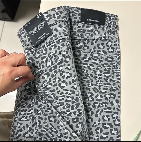 34 Beden Stradivarius Pantolon
