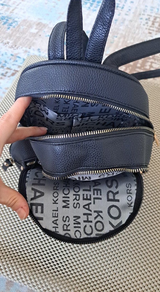 Michael Kors Siyah Deri Kadın Sırt Çantası - Görsel 2