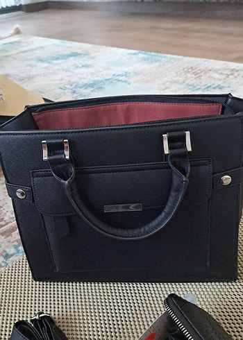 Siyah Deri Fermuarlı Kadın İş Çantası ve cüzdan - Görsel 4