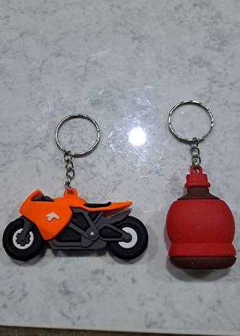 Renkli Zincirli Motor ve Coca-Cola Anahtarlık - Görsel 2