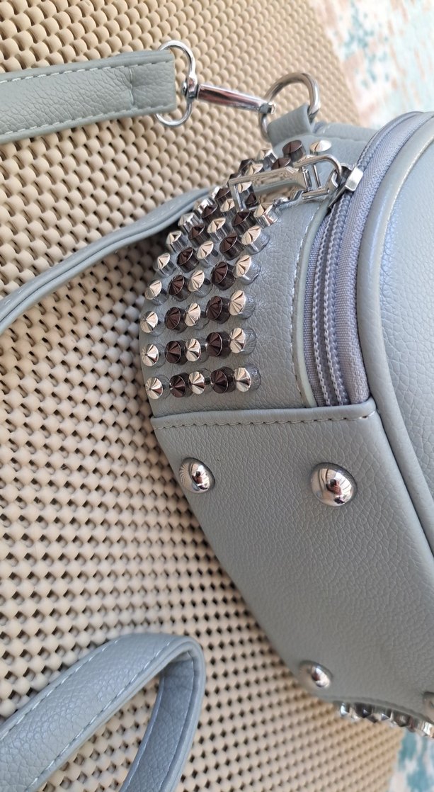 Gri Deri Kadın Çanta - Fermuarlı, Desenli - Görsel 2