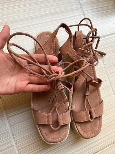 40 Beden Pull&Bear Sandalet