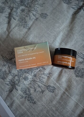 The Ordinary Cosmogenesis Labs aydınlatıcı krem