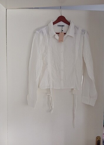 Beyaz gömlek - Görsel 2