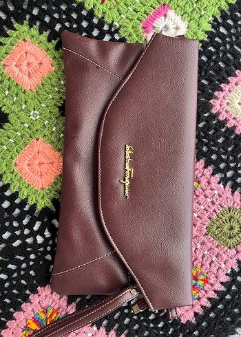 Diğer Sikligin Simgesi Koyu Kahverengi Deri Clutch