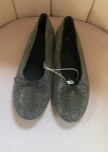 Boncuk İşlemeli siyah zara babet - Görsel 2