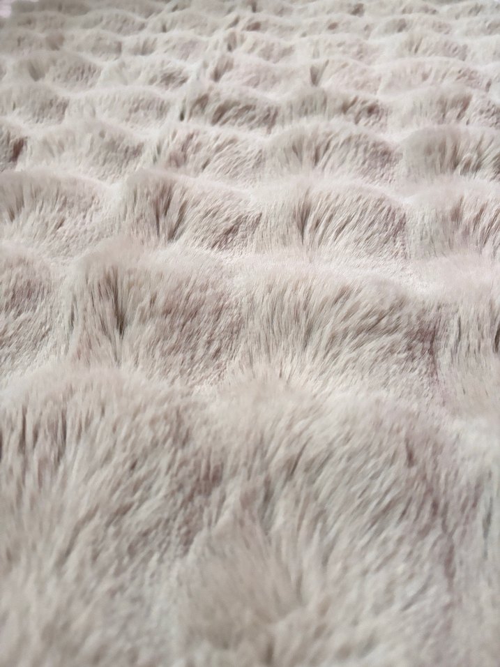 Pastel Yeşil Peluş Tüylü Halı - Görsel 2