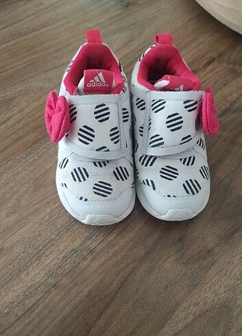 26 Beden çeşitli Renk Orjinal adidas