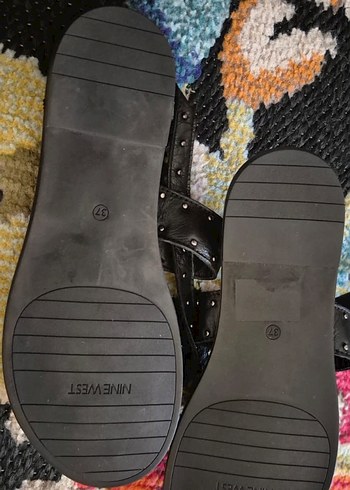 Siyah Tokalı Gotik Dolgu Topuklu Kadın Sandalet - Görsel 3