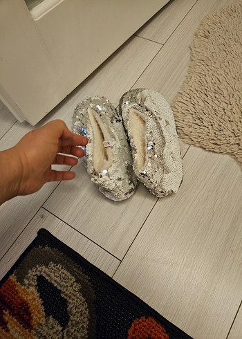 Beyaz Parlak Payetli Ev terligi - Görsel 2