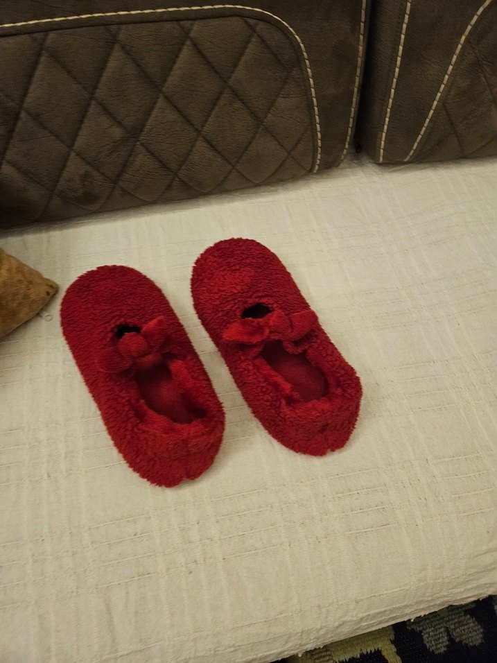 Kız Çocuk Kırmızı Sıcak Polar Terlik - Görsel 2