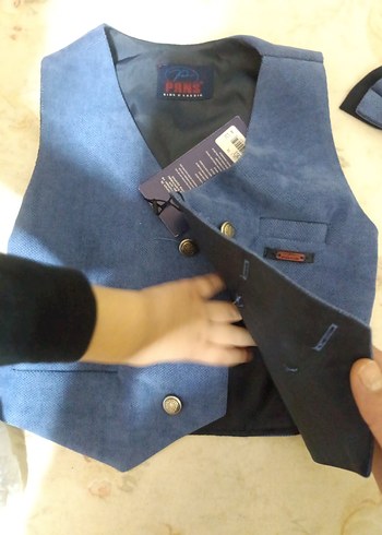 Erkek Çocuk Lacivert Düğmeli Yelek 2.5- 3 yasa güzel olur - Görsel 3