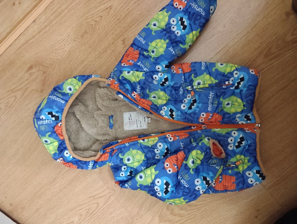 Çocuklar için Renkli Canavar Desenli mont - Görsel 4