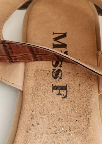 Kahverengi Desenli Sandalet.AYAKTA DURUŞU YOK - Görsel 8