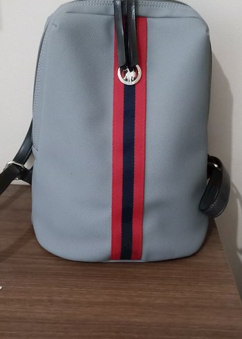 Kadın Gri Spor Sırt Çantası.ORJİNAL ÜRÜN. - Görsel 2