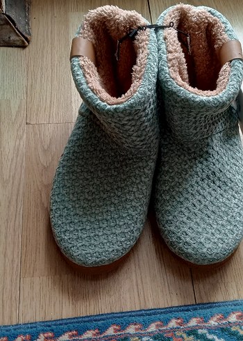 Kadın Ev Botu - Görsel 2