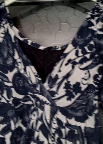 V Yaka Kısa Kollu Vintage Midi Elbise.ÜSTÜMDE FOTO ATMIYORUM. - Görsel 4