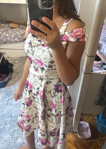 Çicek Desenli Elbise - Görsel 3