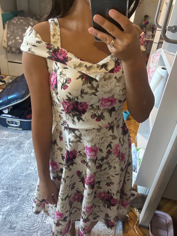 Çicek Desenli Elbise - Görsel 2