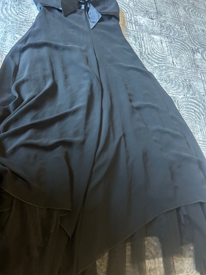 Siyah V Yakalı İnce Askılı uzun Elbise - Görsel 4