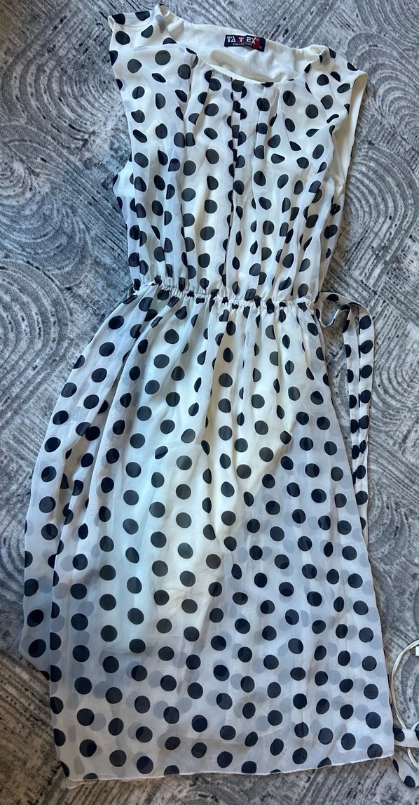 Noktalı midi elbise - Görsel 5