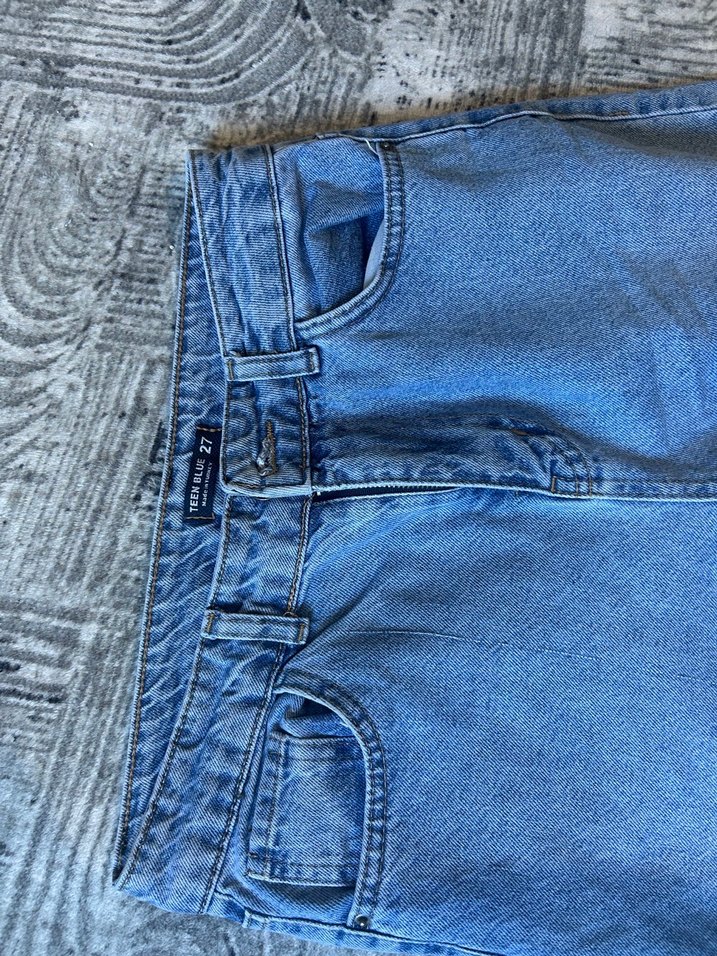 Gri Düğmeli Rahat Kesim Kadın Kot Pantolon - Görsel 3