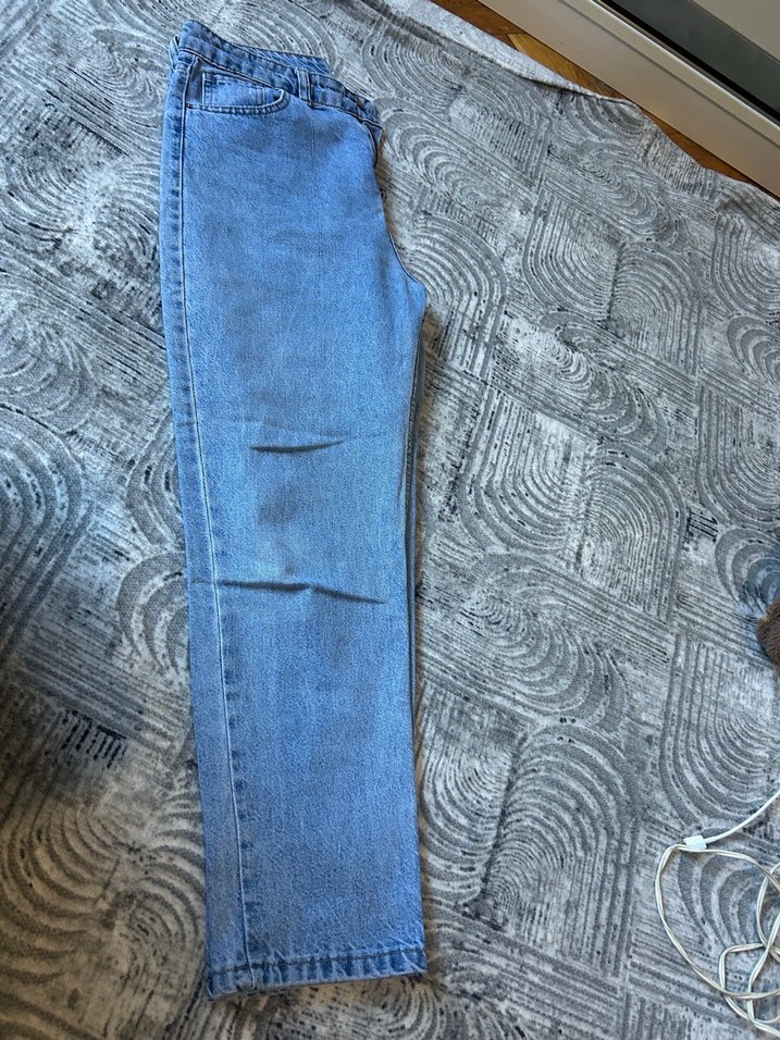 Gri Düğmeli Rahat Kesim Kadın Kot Pantolon - Görsel 2