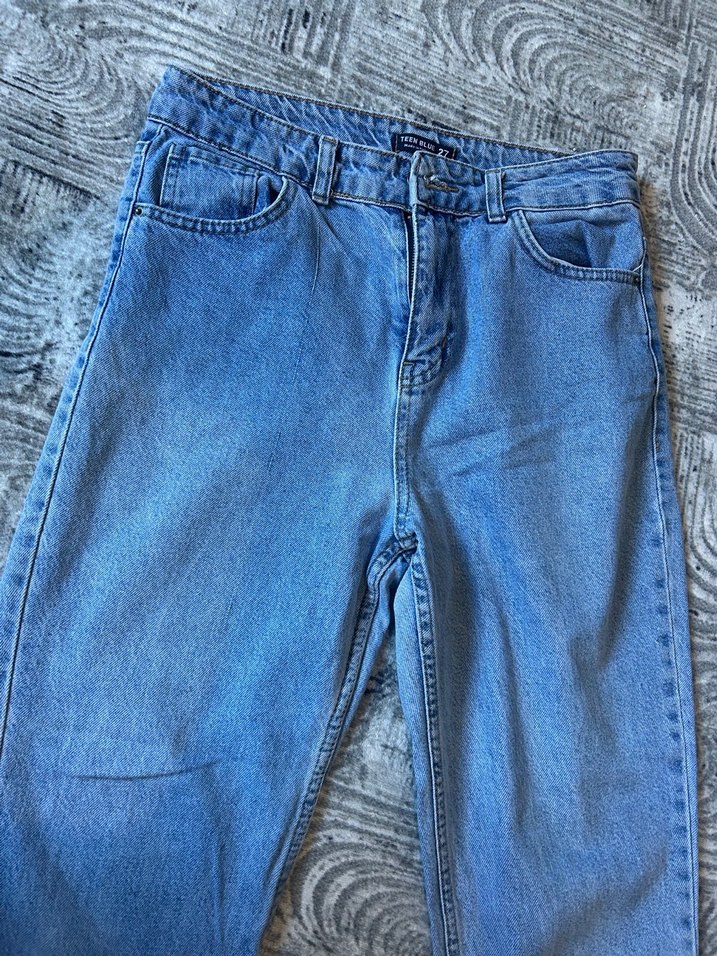 Gri Düğmeli Rahat Kesim Kadın Kot Pantolon - Görsel 4