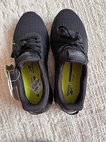 Reebok spor ayakkabı - Görsel 3