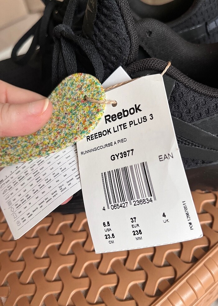 Reebok spor ayakkabı - Görsel 4