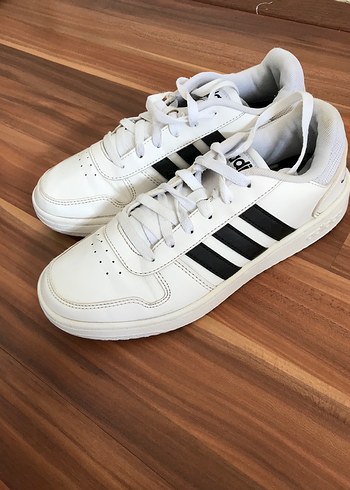 41 Beden Beyaz adidas erkek spor ayakkabı