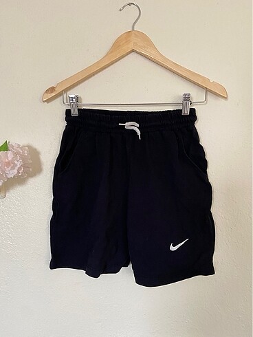 Nike şort