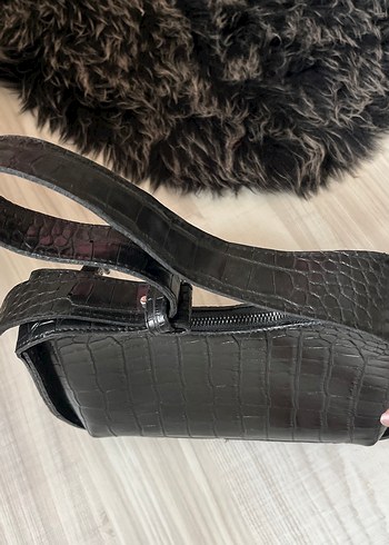 Siyah Deri Krokodil Desenli Kadın Çanta - Görsel 2
