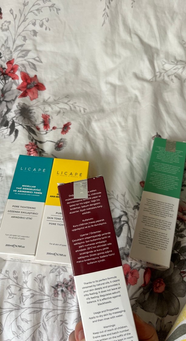 LICAPE Kadın Yüz Temizleyici Tonikler 200 ml - Görsel 3