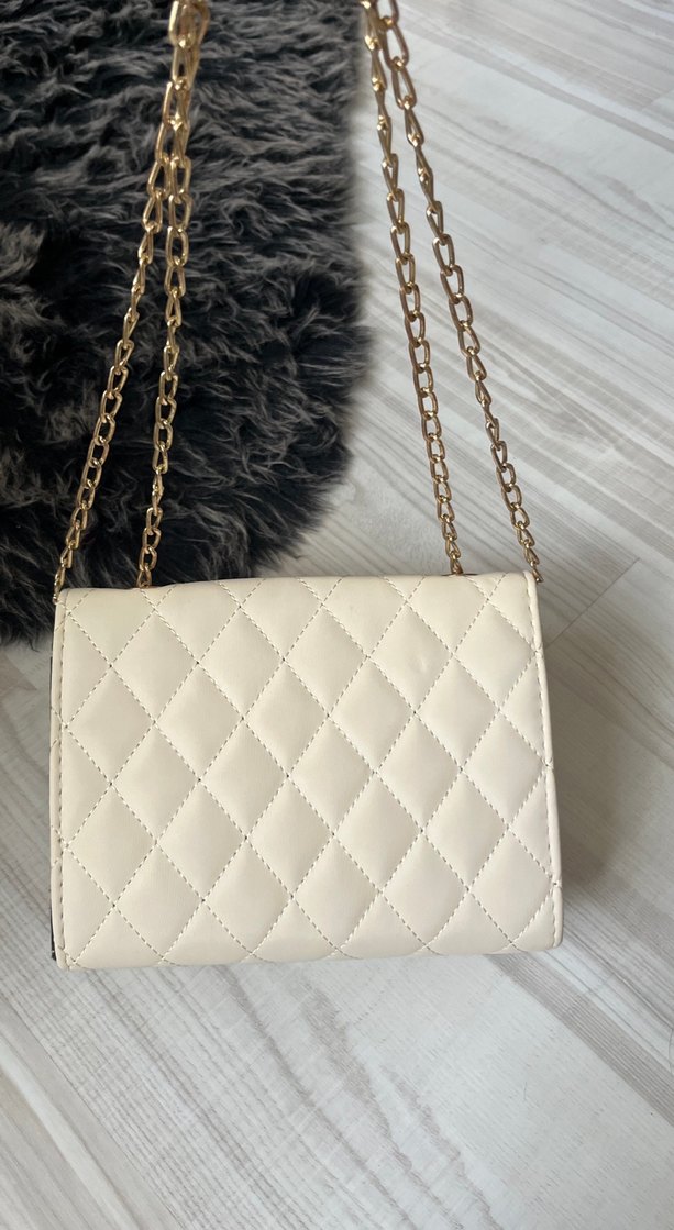 Zincir Detaylı Beyaz Kadın Deri Çanta - Görsel 2