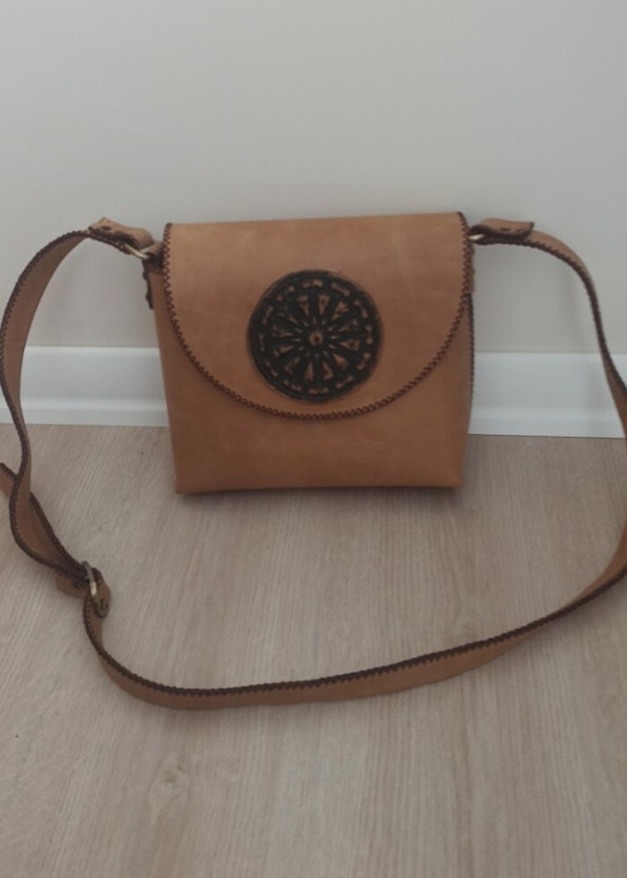 Orijinal dana derisinden yapılmış çanta  - Görsel 2