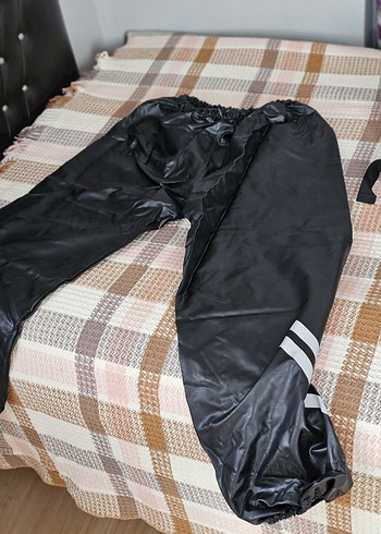 çeşitli motorcu kıyafet ve aksesuarları - Görsel 12