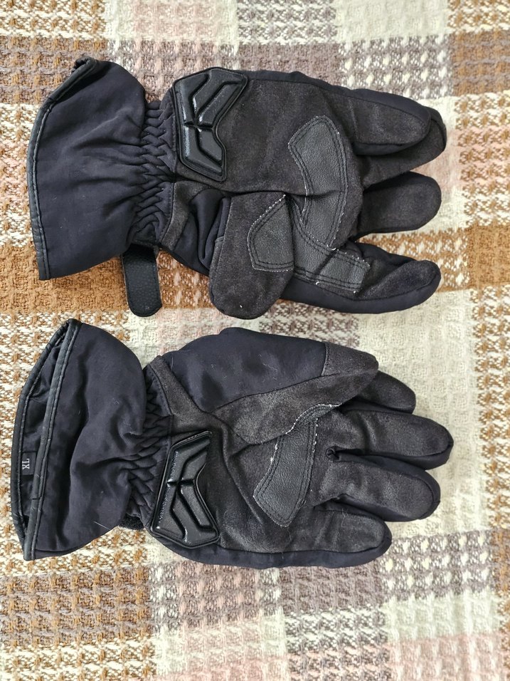 çeşitli motorcu kıyafet ve aksesuarları - Görsel 5