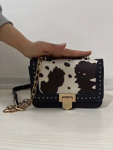  Beden Stradivarius çanta