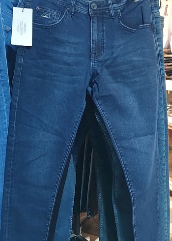 Hugo Boss Koyu Mavi Slim Fit Denim Jean