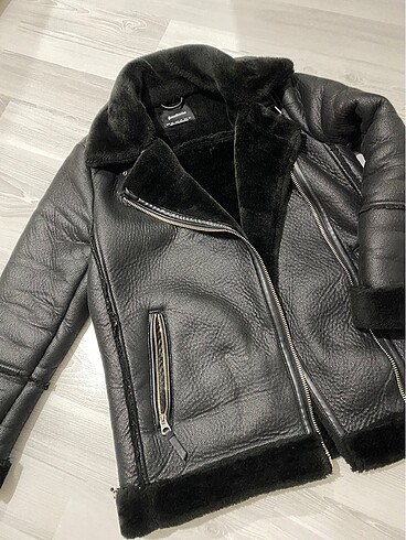 Stradivarius mont