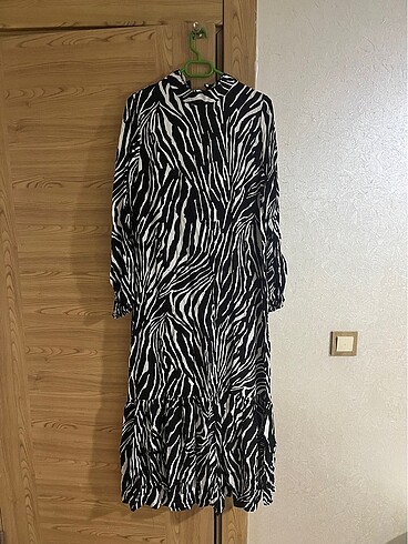 Zebra desen uzun elbise