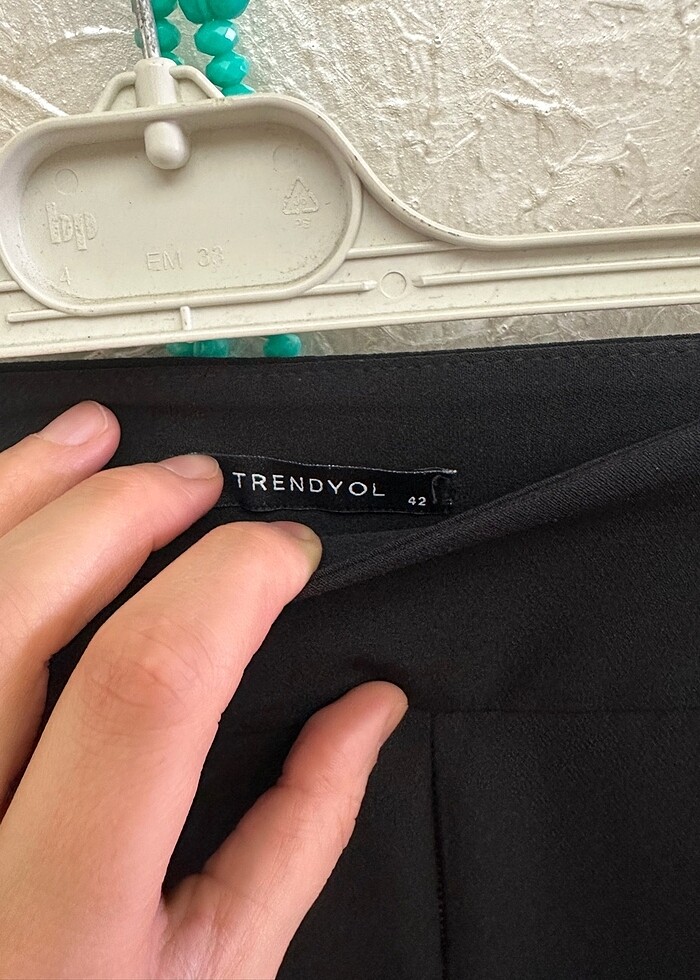 Taşlı şık pantolon - Görsel 3