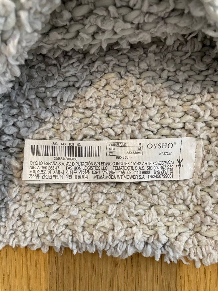 Oysho Peluş Balaklava Bere — görsel 5/7