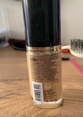 Max Factor Facefinity Fondöten SPF20 Vegan - Görsel 2